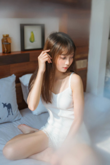 妈妈蕾丝打底衫