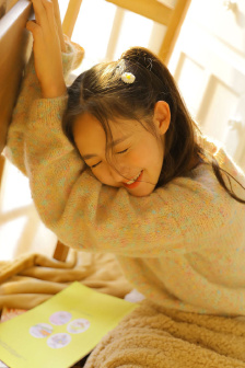 丰满出轨的女人